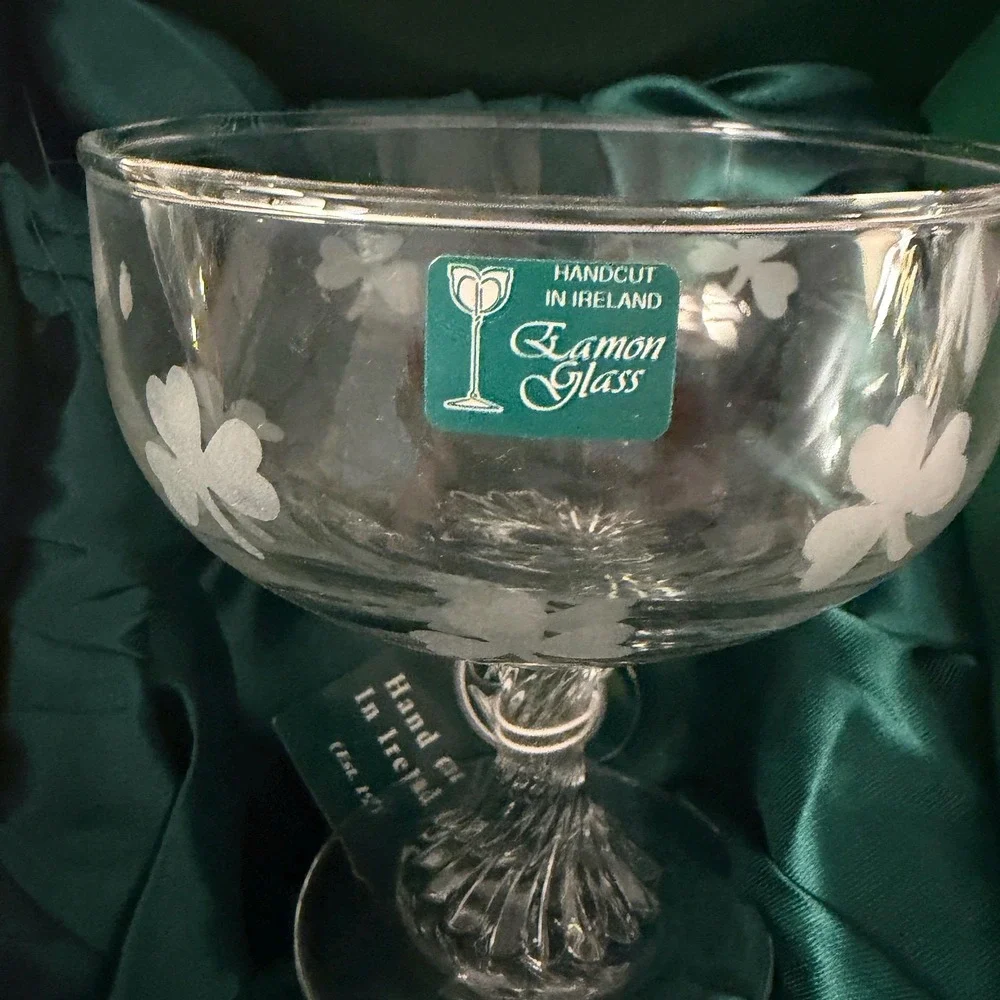 Eamon Glass Shamrock Compote Dish Irish Crystal Bowl Dublin Ireland